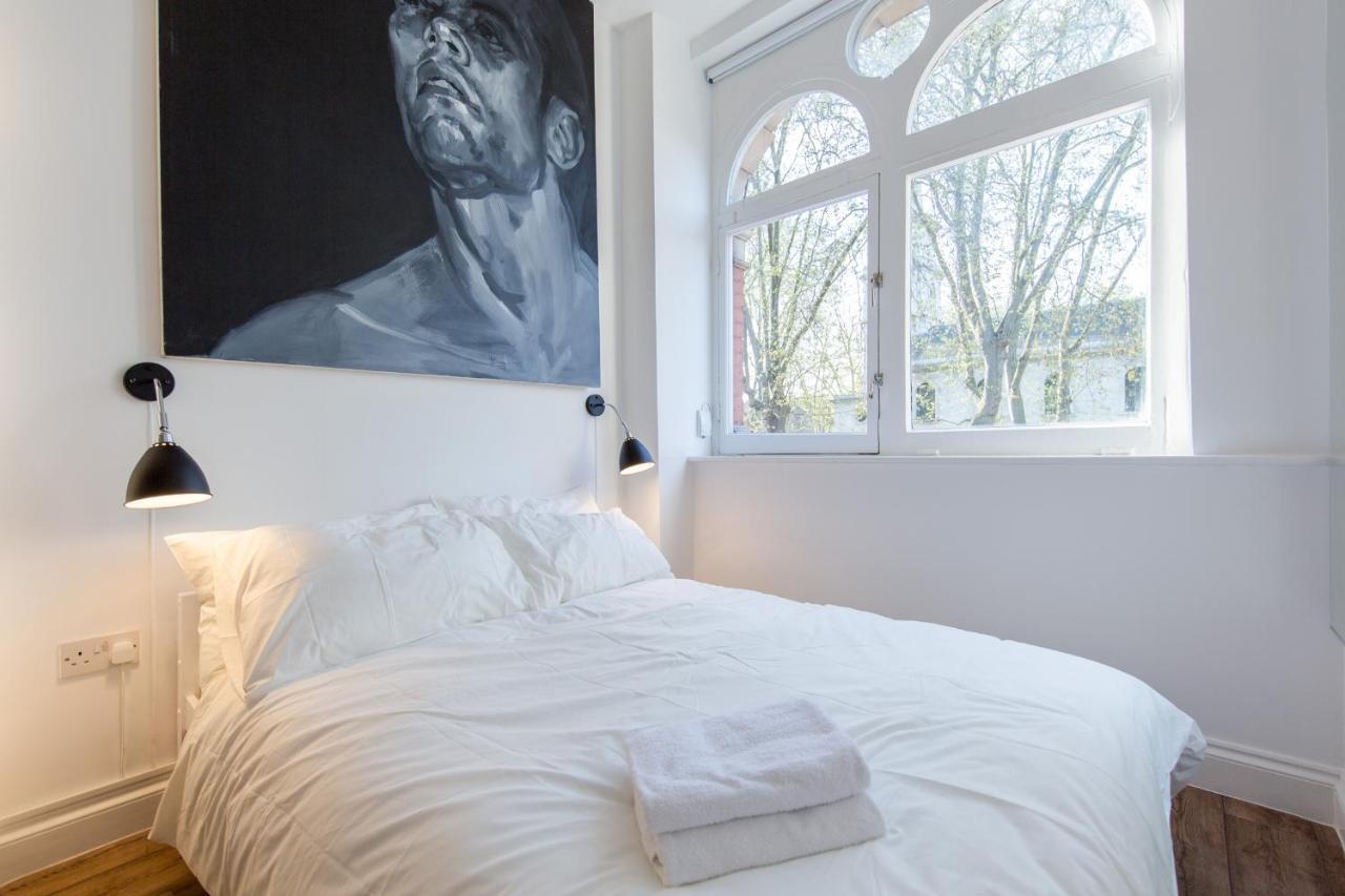 St. Lukes View, Shoreditch, By The Design Traveller Лондон Экстерьер фото